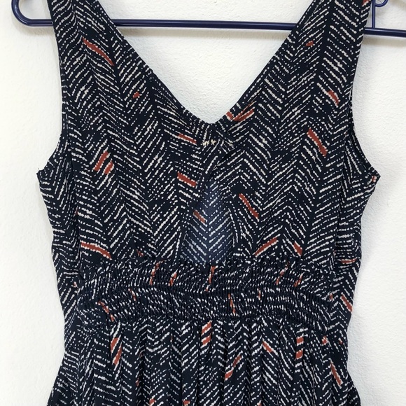 Forever 21 Patterened Dress - Picture 5 of 5